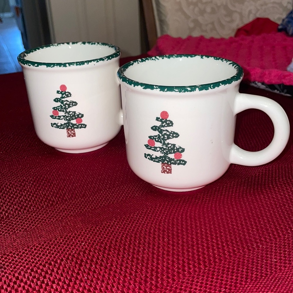 🎄Vintage Furio made in Italy Christmas Mugs, like new condition
